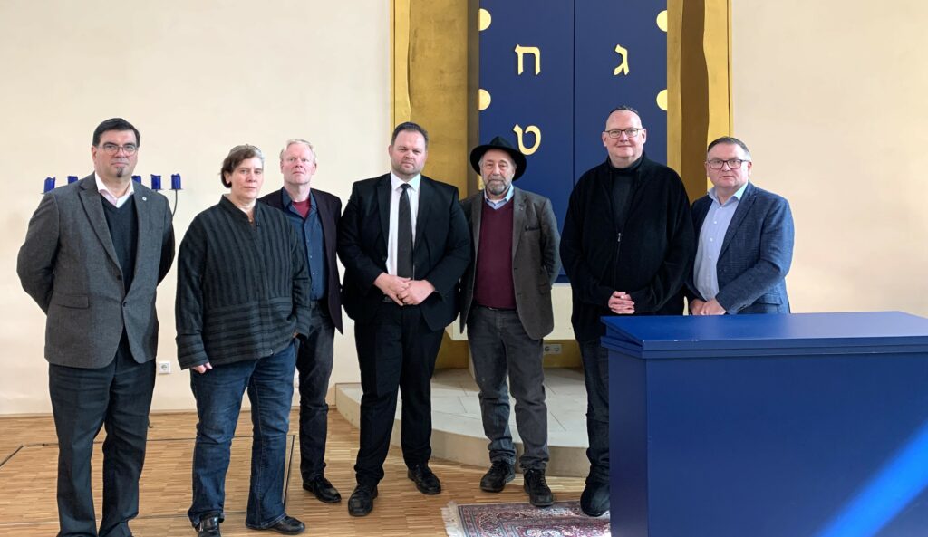 FREIE WÄHLER Schwalm-Eder besuchen die Synagoge in Felsberg